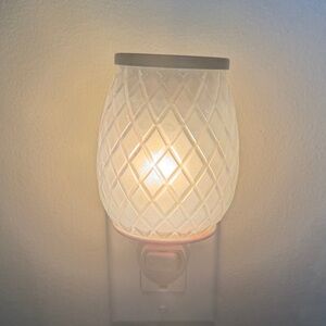 Diamond Pattern Wax Melter